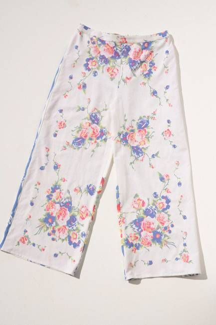 Scout Tie-Back Pant - Roses/Fruit (XL)