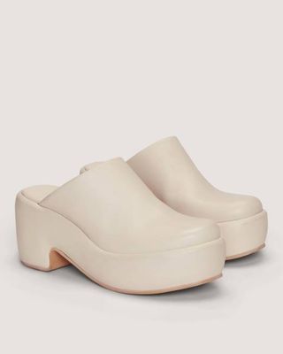 The Puffa Clog | Parchment