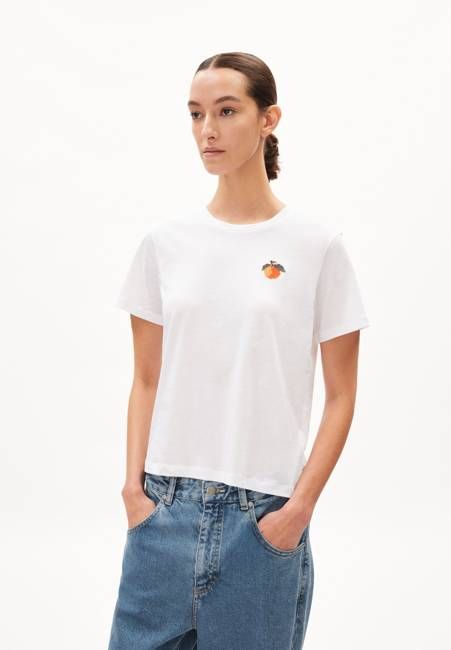 MAARLA FRUITS| white