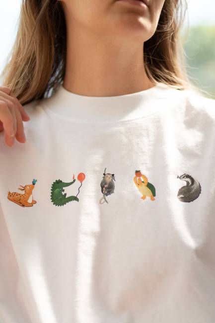 Tiny troupe T-shirt, row of 5