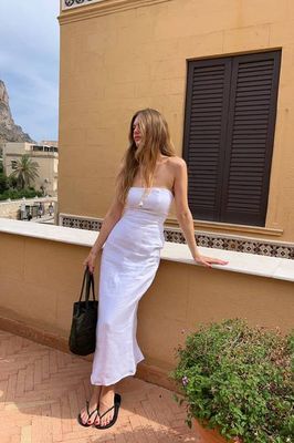 Das Frances Bandeau-Kleid in Weiß