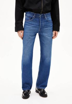 AARY STRAIGHT JEAN | bendoc