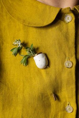 Porcelain Flower Pocket