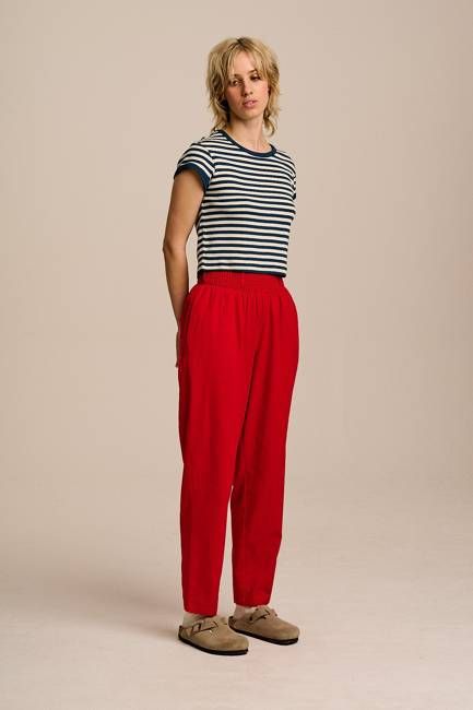 Alexa - Cotton Trousers in True Red