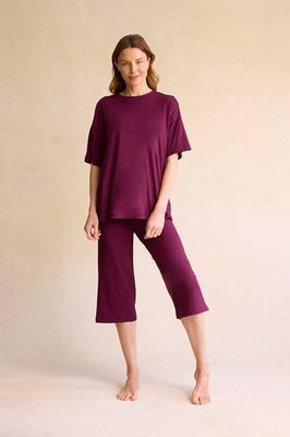 Oversized Tee + Capri Pant