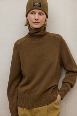 MUSTARD CAQUI SWEATER