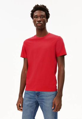 JAAMES T-SHIRT | scarlet red