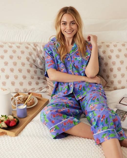 Hummingbird Haven - Short Sleeve Top & Cropped Pants Set + Gift Pouch - Crocus