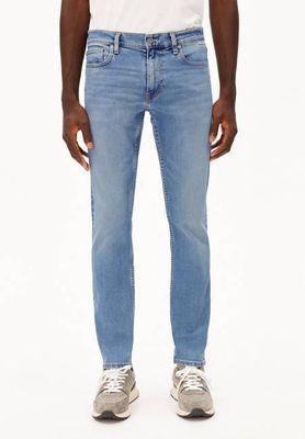 IAAN SLIM JEAN | seashore