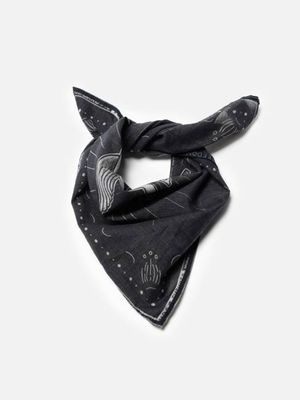 Ingrid Bandana Counterpoints Black printed | Nudie Jeans