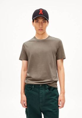 JAAMES T-SHIRT | muddy water