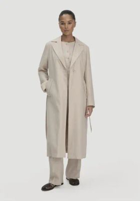 Regular coat made of pure linen