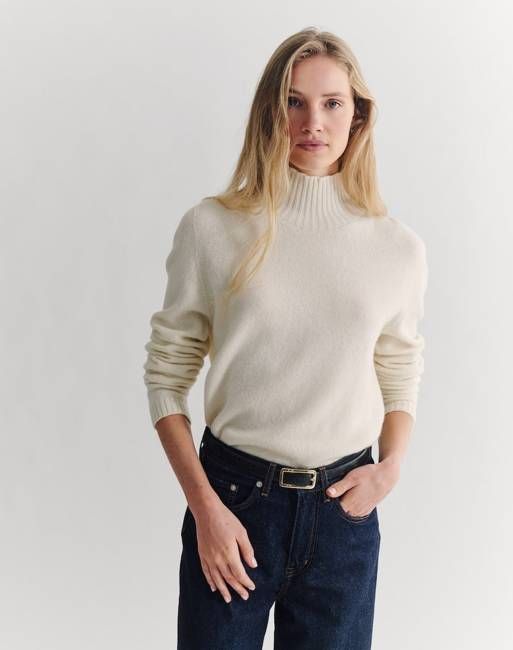 The New Classic Funnel - Undyed Ecru