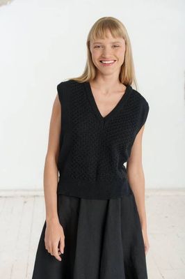 Elaine Vest, Sleeveless