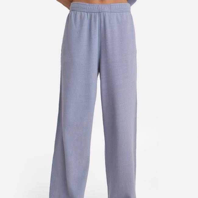 Textured Knit Straight Leg Pant