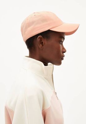 YENAAS BOLD | pompero