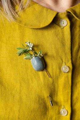 Porcelain Flower Pocket
