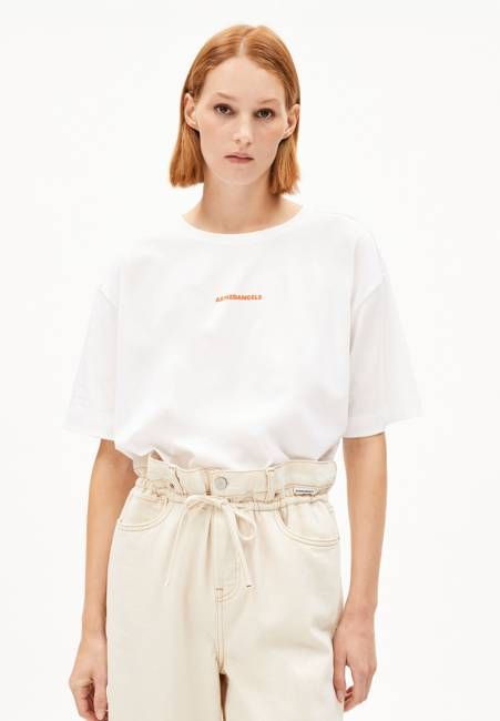 GIANNAA MAATURE| white