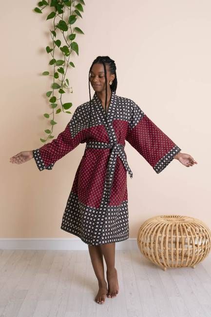 Regina Robe in Black and Burgundy Atoms