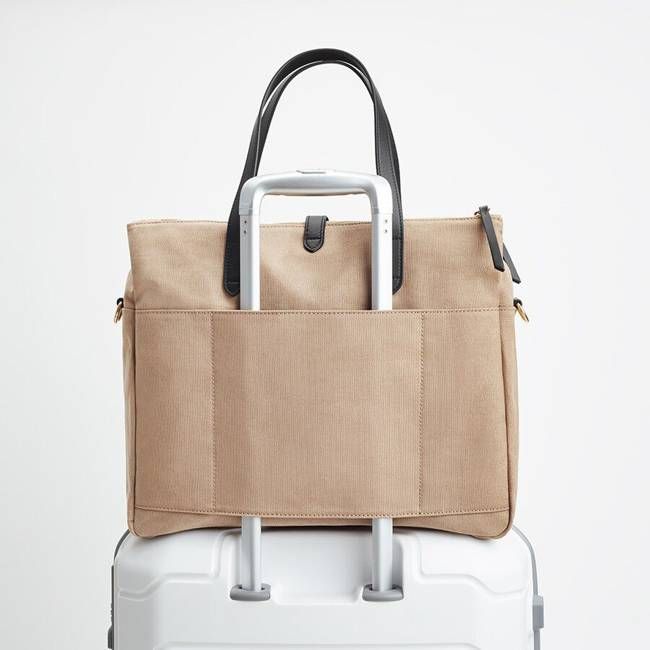 Triple Zipper Overnight