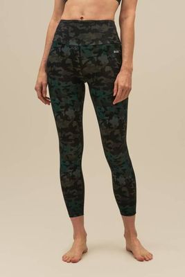 Enduro sculpting 7/8 leggings