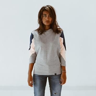 Sweatshirt - AMY - gemaakt van 4 verschillende gerecyclede stoffen - lichtroze, denim, grijs