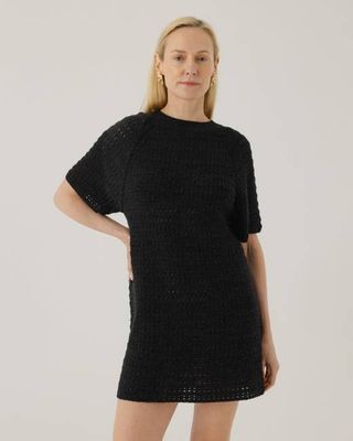 Vasara: Schwarzes Minikleid