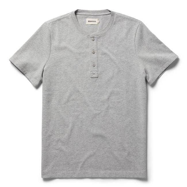 The Short Sleeve Heavy Bag Henley in Aluminum
