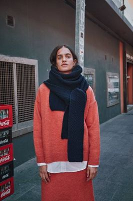 ROSALIE Thin Scarf in Merino Wool - Navy