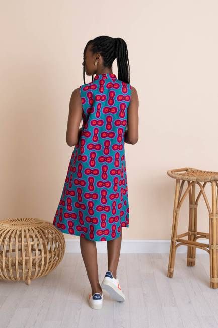 Victoria Sleeveless Shirt Dress in Turquoise Cells