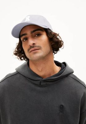 ICONIC Å YENAAS | misty morning