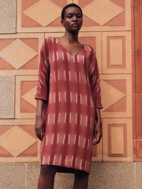 V-neck dress