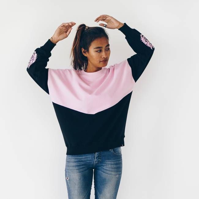 Sweatshirt - loose fit - gemaakt van biologisch katoen - zwart, roze