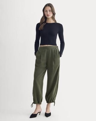 The Chino Jogger in Buttersoft | Dark Forest