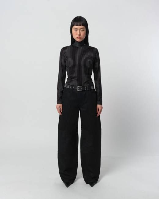 Sample Wyatt Barrel Jeans