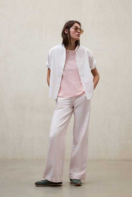 WHITE SEERSUCKER MELANIA SHIRT