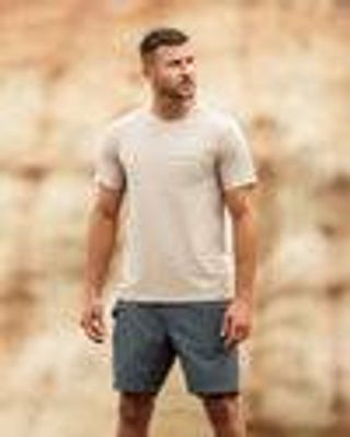 Men's Feather Pocket Tee | Toast Short-Sleeve Tee | Vuori