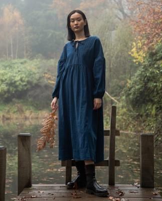 Maple Cotton Linen Dress in Washed Indigo