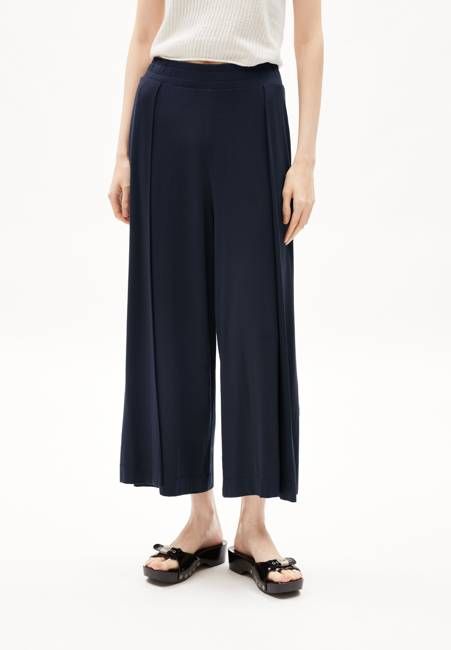 KAARO LINI | night sky