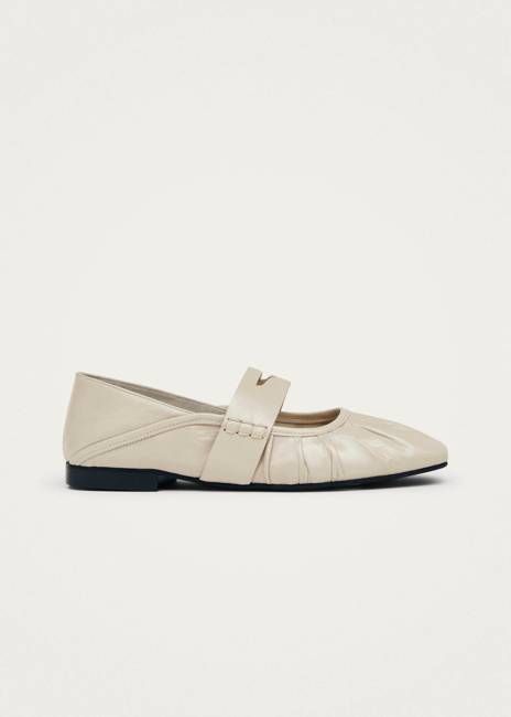 Bargo Cream Leather Ballet Flats