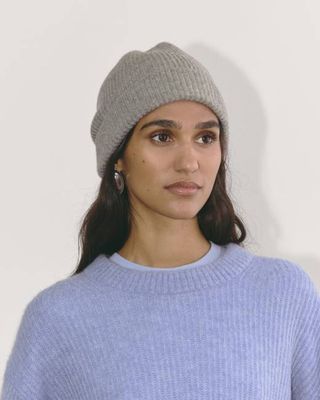 The Cashmere Ribbed Beanie | Light Heather Grey