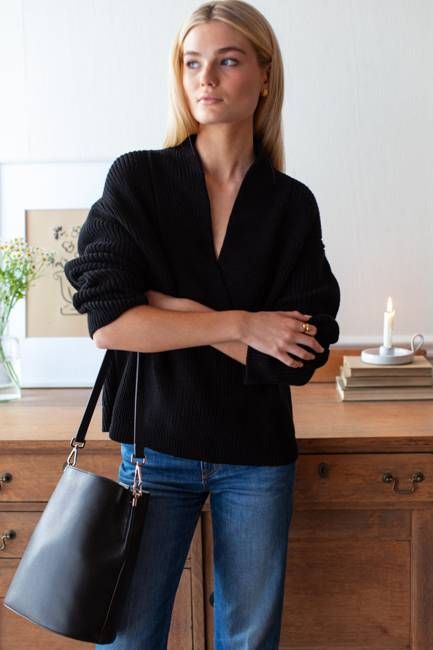 Harlow Sweater - Black Organic
