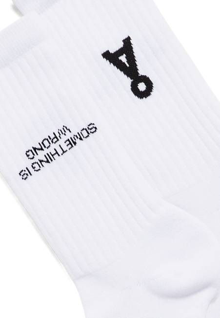SAAMUS AAROUND| white