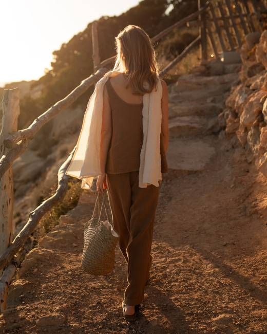 Lightweight Linen Scarf in Creamy