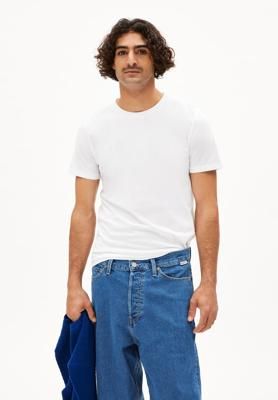 T-Shirts JAAMES in white by ARMEDANGELS