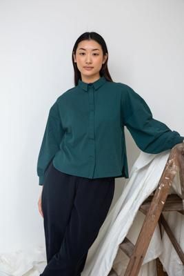 Konara Organic Cotton Jersey and Poplin Shirt in Pine