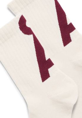 SAAMUS SHORT| oatmilk-cranberry juice