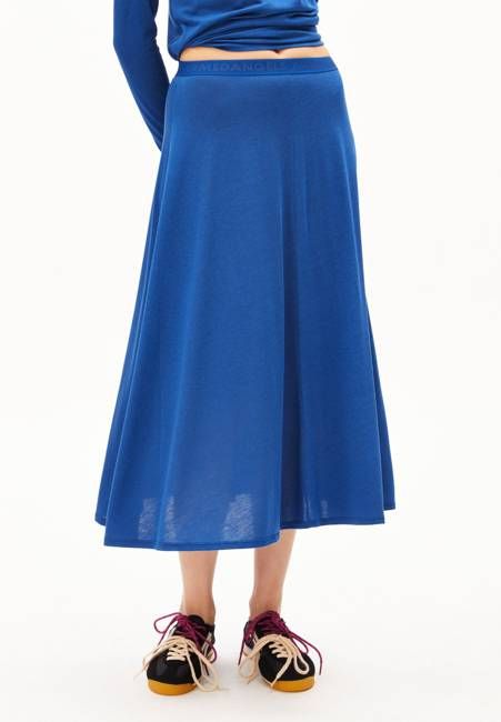 ILENIAA LARAA MIDI SKIRT | dynamo blue