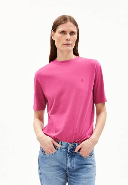 TARJAA T-SHIRT | crushed berry