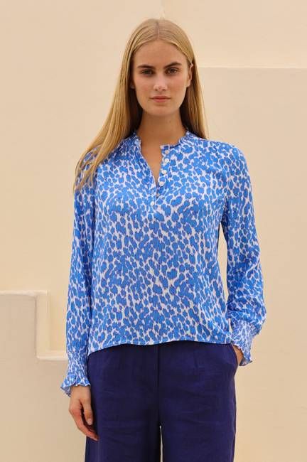 Kaia Viscose Crinkle Blouse | White/Blue